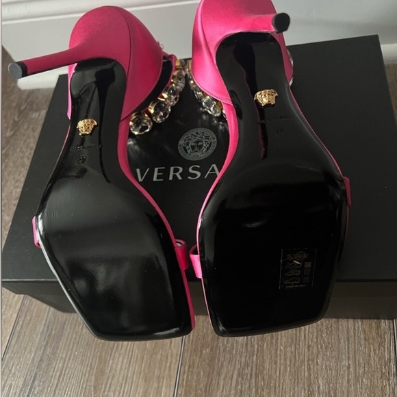 Versace Pink Satin Crystal Embellished Heels 41 - Picture 2 of 3